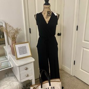 BCBG Jumpsuit, size XS, NEW with tags